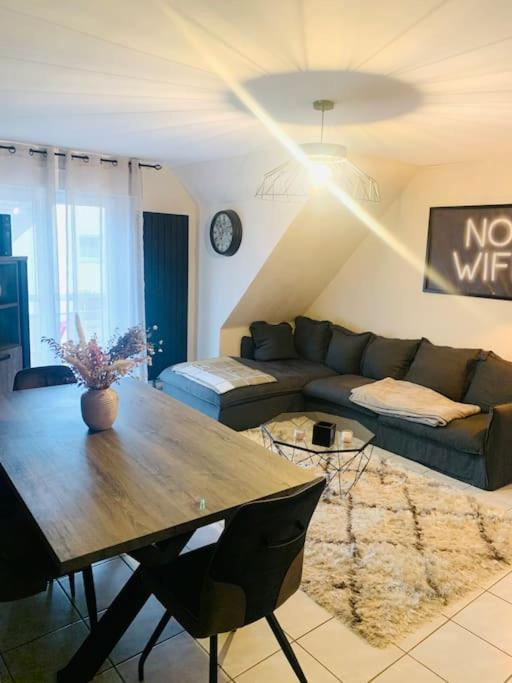 Charmant Appartement 2 Pieces Мюндольсайм Экстерьер фото
