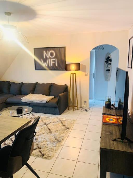 Charmant Appartement 2 Pieces Мюндольсайм Экстерьер фото
